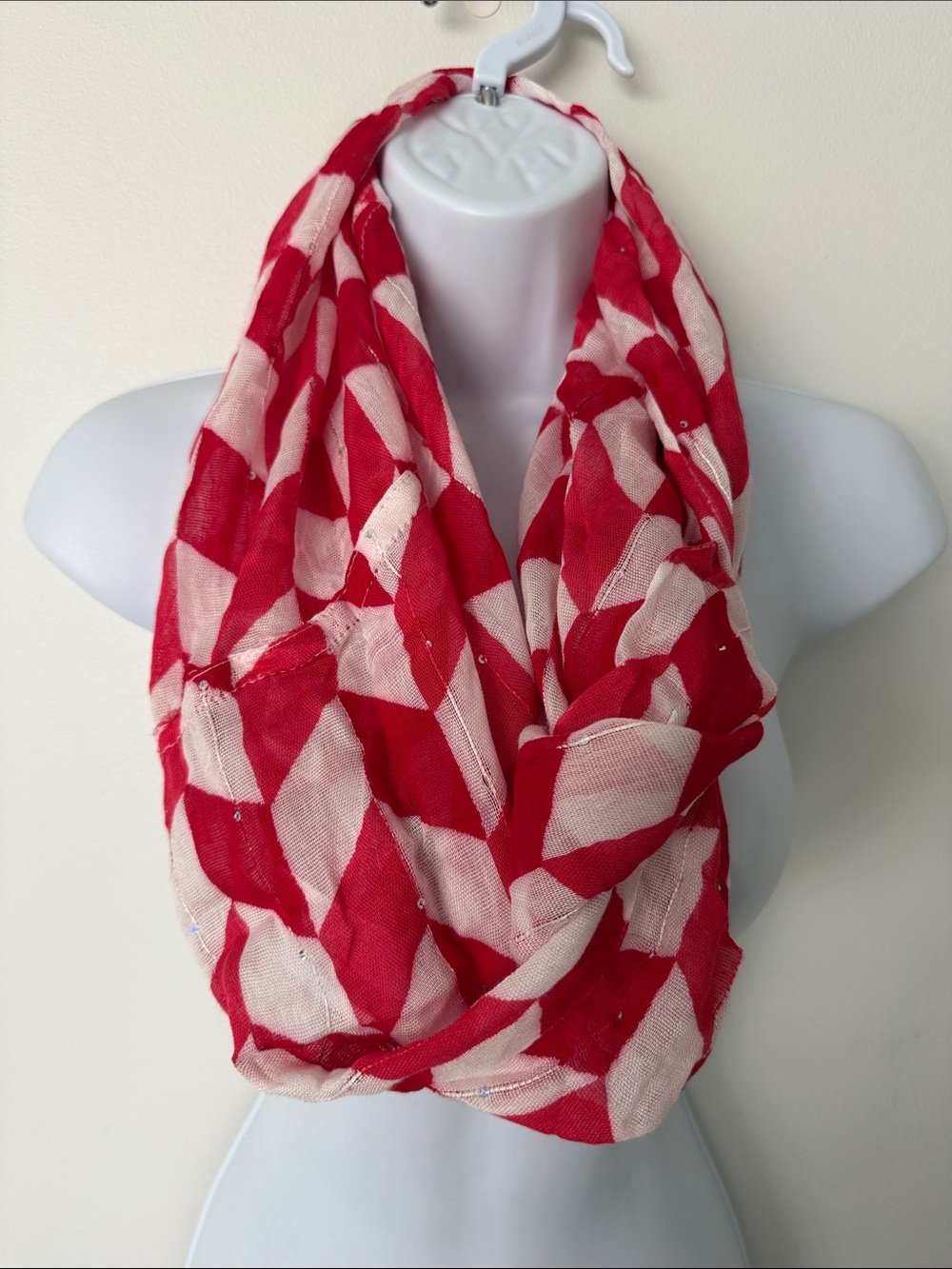 Red and White Geometric Infinity Scarf - Women Accessories